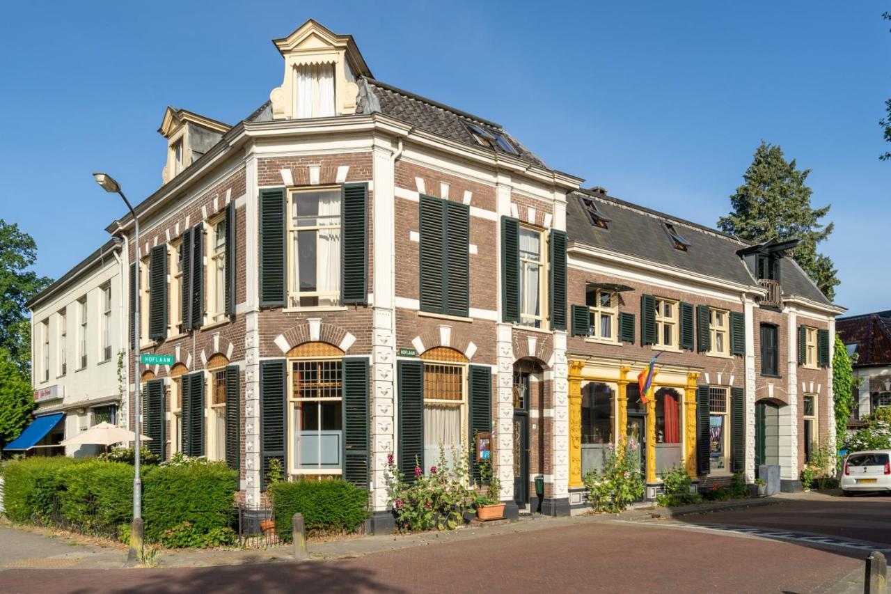 Huis Met De Leeuwenkoppen Dieren Extérieur photo